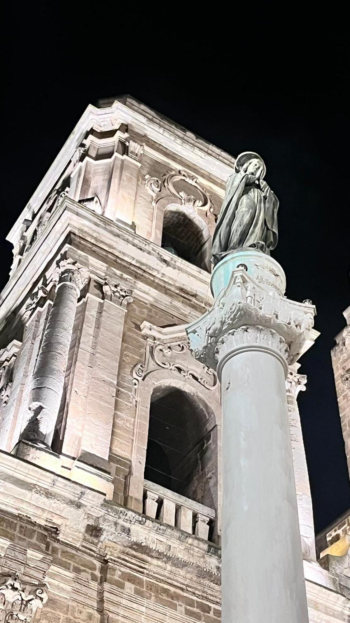Apartamento Il Duomo E Il Mare Bríndisi Exterior foto